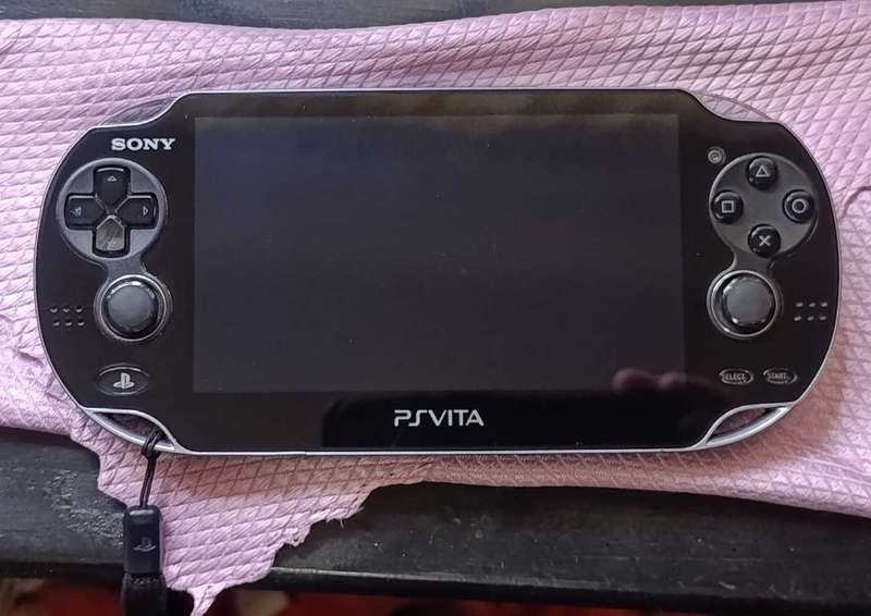 PS Vita 1000