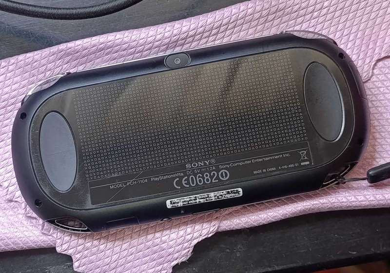 PS Vita 1000