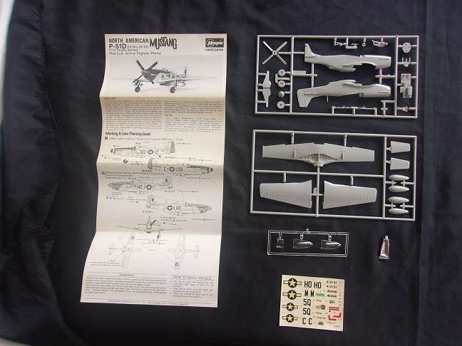 Hasegawa 1:72 scale Mustang & Heller Spitfire model plane kits for 1 bid