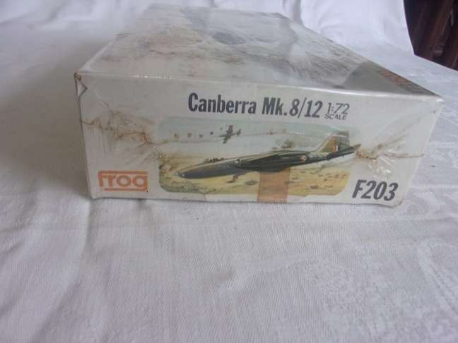 Factory sealed 1:72 scale Frog Canberra Bomber & Italeri Spitfire for 1 bid