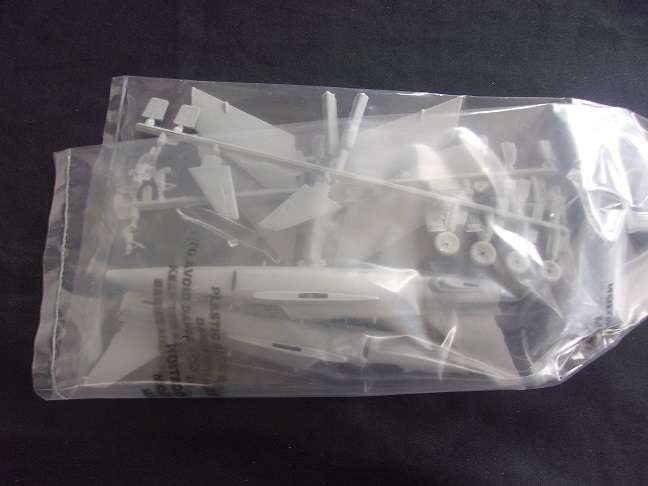 Academy 1:72 scale Mustang & Airfix Red Arrows Gnat model plane kits for 1 bid