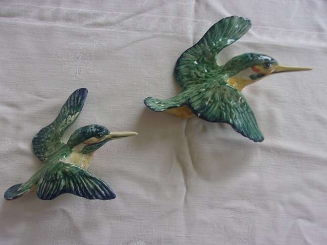 2 Vintage Beswick flying kingfisher bird ornaments 729 - both repaired