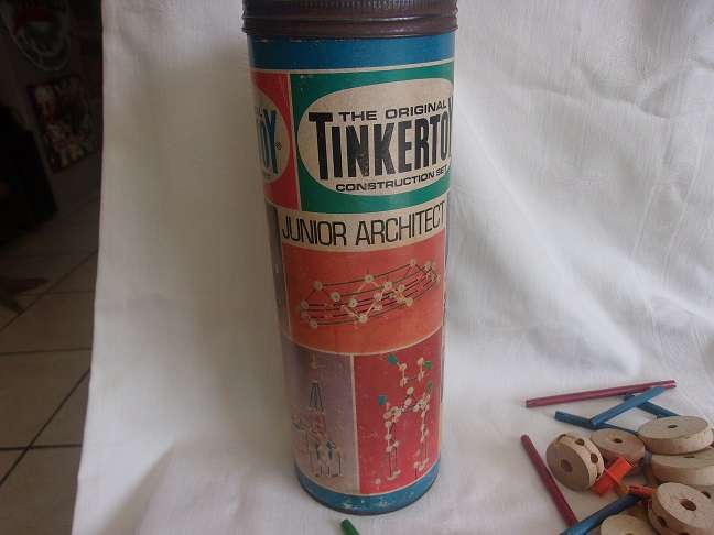 Vintage Tinkertoy No. 136 Junior Architect Creative Construction set