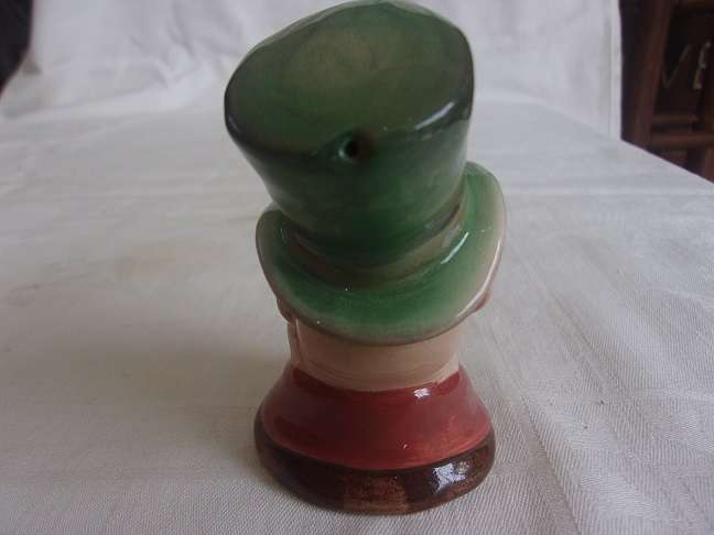 Vintage Beswick salt & pepper & 2 Royal Doulton character jugs for 1 bid
