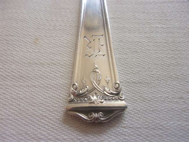 8 International Silver Co Sterling silver butter spreader knives - 203.2g silver weight