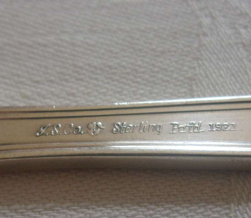 8 International Silver Co Sterling silver butter spreader knives - 203.2g silver weight