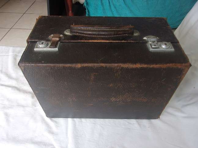 Vintage compartmented travelling case with Union-Castle Line sticker