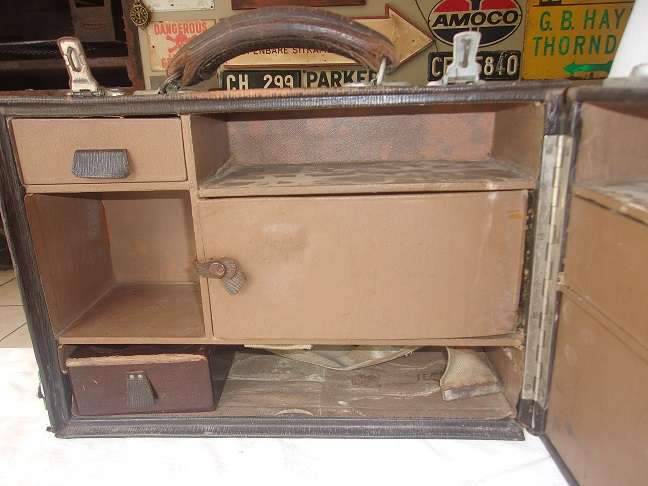 Vintage compartmented travelling case with Union-Castle Line sticker