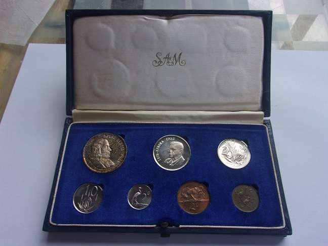 1968 SA short proof set with silver R1 in SAM box
