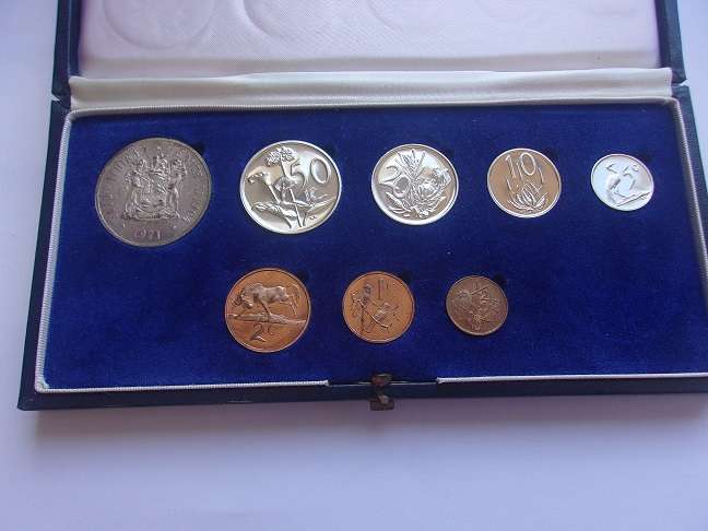1971 SA short proof set with silver R1 in SAM box