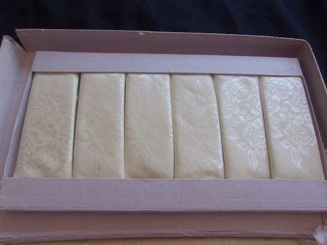 Vintage Cotton & Rayon table set - unused in box