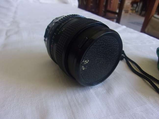 Vintage Olympus OM-G camera + extra lens + flash