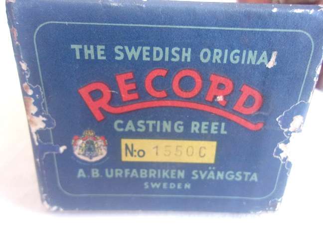 Rare vintage Record No. 1550C casting reel - works perfectly