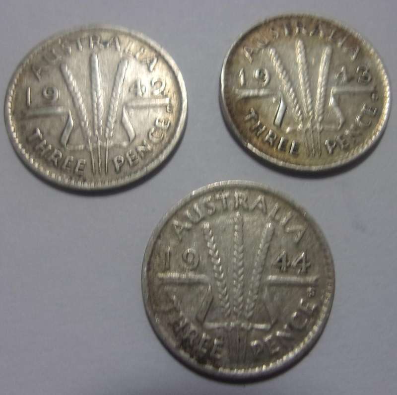 1942-1944 Silver Australia 3p coins for 1 bid