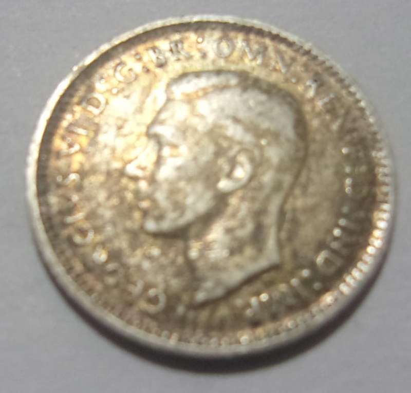 1942-1944 Silver Australia 3p coins for 1 bid