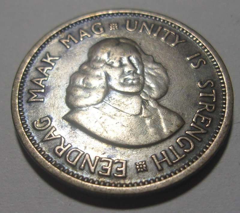 1962 silver South Africa 10 cents coin - nice coin