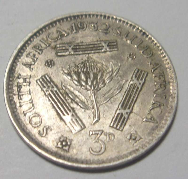 1932 silver South African 3 Pence coin