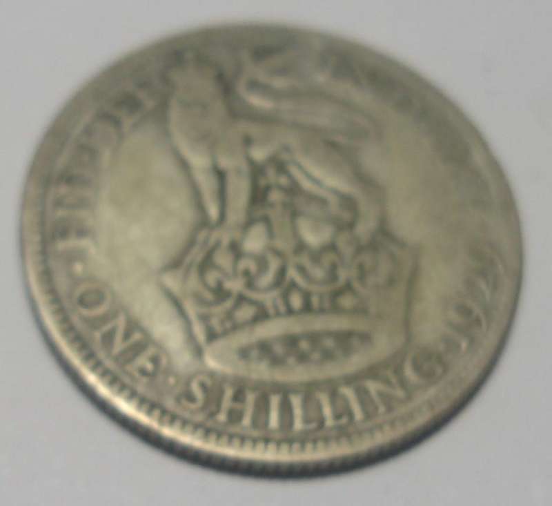 1929 silver British One Shilling coin