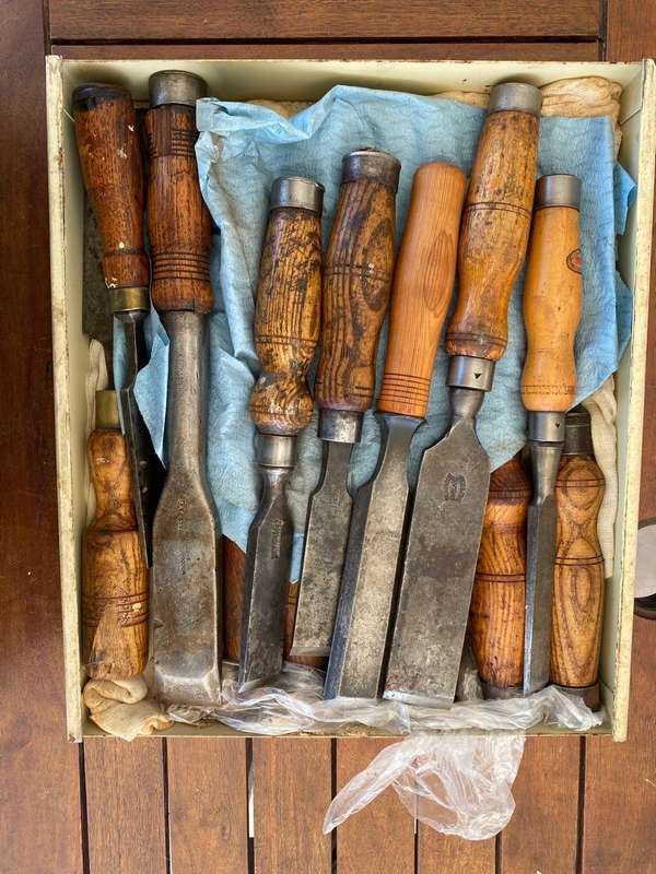 Box With 12 Heavy Chisels.