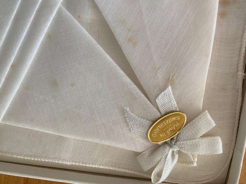 3 x Embroidery  Handkerchief  -  3 x Geborduurde Sakdoekie (Afrikaans)