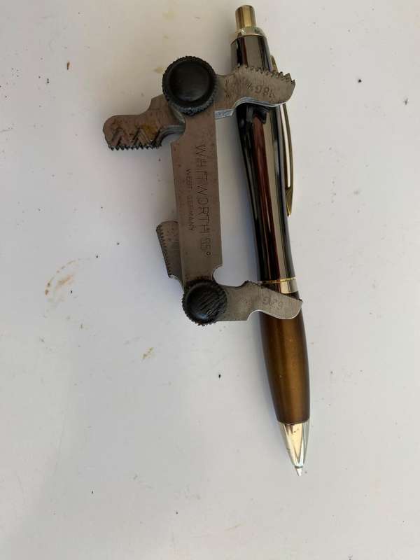 Inside Outside Screw Pitch Gauge.  - Metric 60 o and Whitworth 55 o.