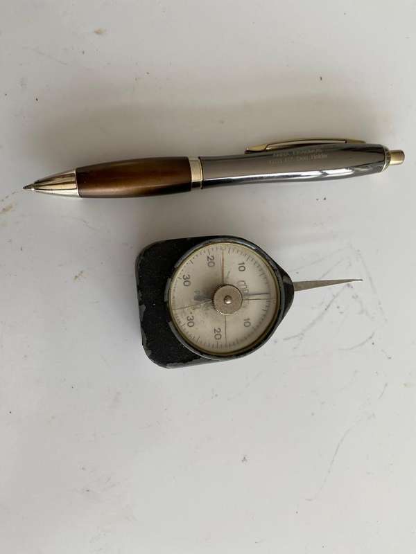 Pressure Meter in Gram and Pond made in Bern Switz.
