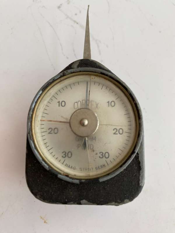 Pressure Meter in Gram and Pond made in Bern Switz.