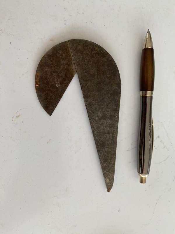 Moore & Wright Sheffield Centre Finder.  - Handy Tool.