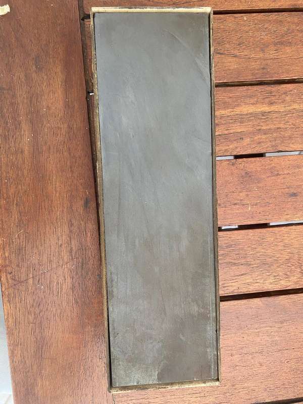 Arkansaw Oilstone 15x5 cm in a Coffen Wooden Box.