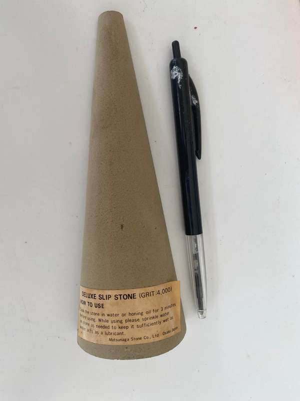 Deluxe 4000 Grit Cone Water Slip Stone. - Concave and Convex.