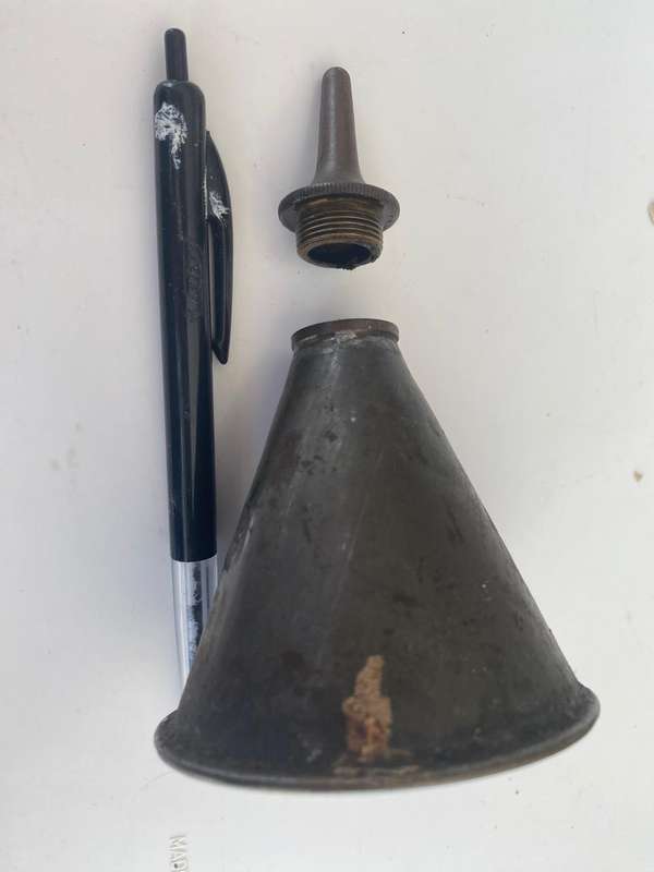 Small Oilcan.