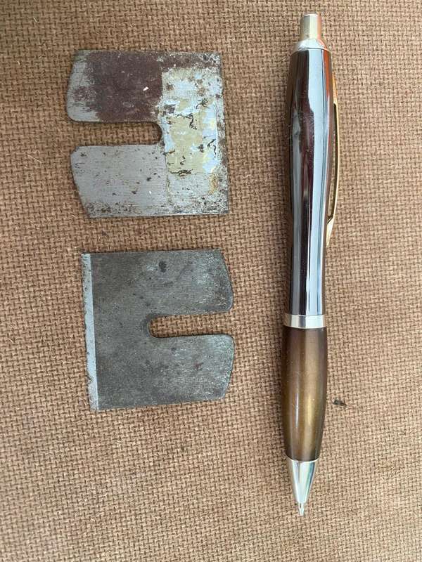 2x Kunz Spoke Shave Blades.