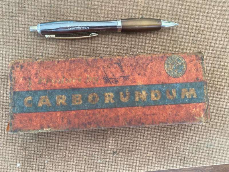 Carborundum Silicon Carbide Combination (Double-Sided) Oilstone.  - Made in Eng.  - 1000 Grit x  6x2