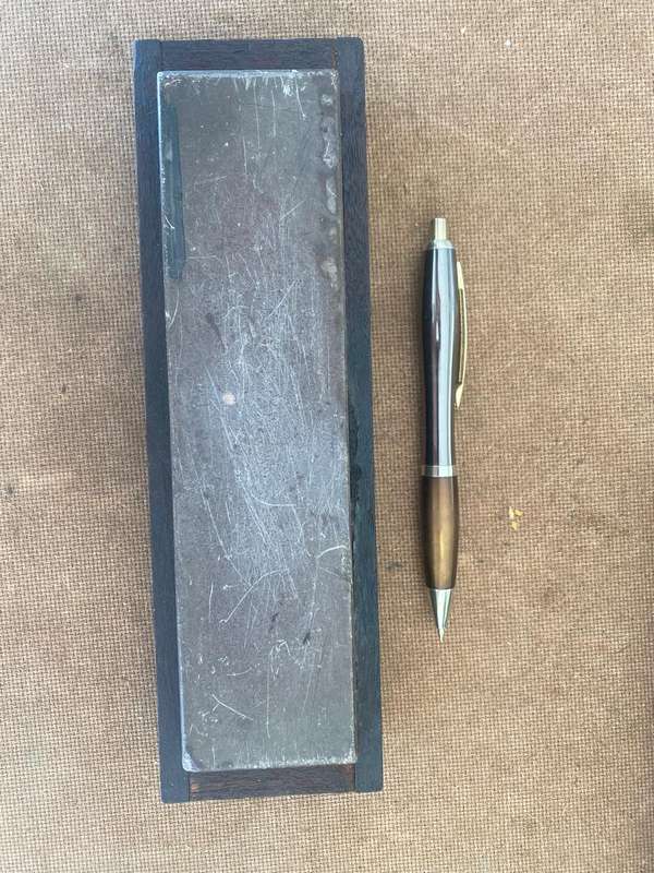Natural Black Hard Oilstone.