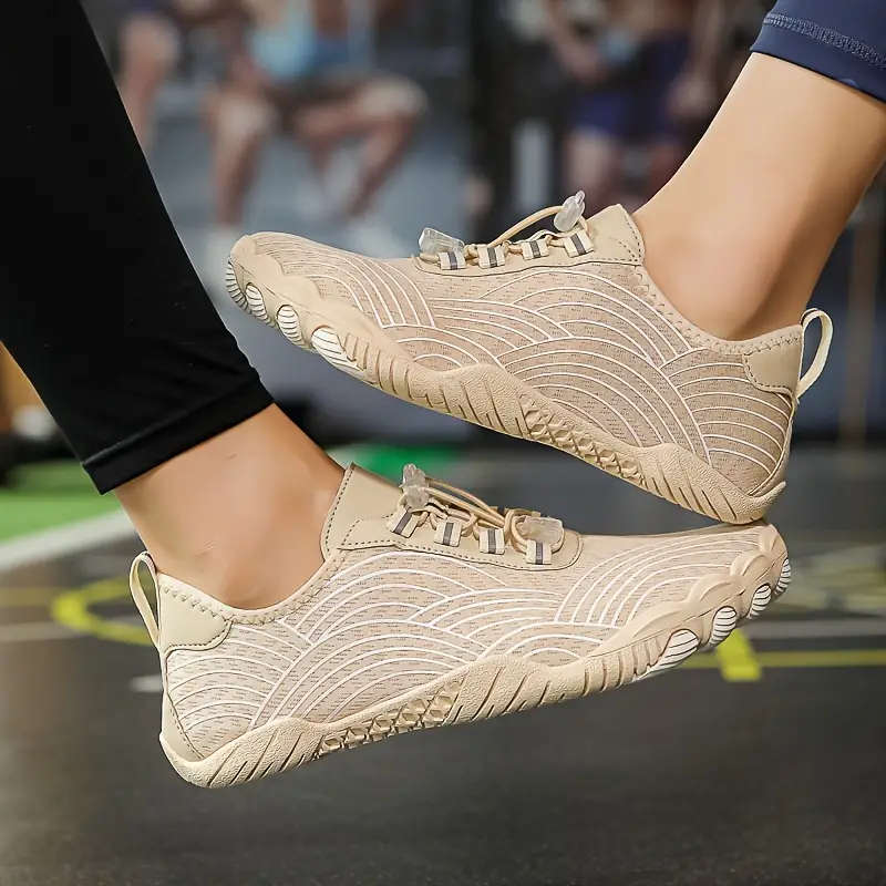 Beige  Lightweight barefoot feel / Aqua Shoes Lace Up Size 8
