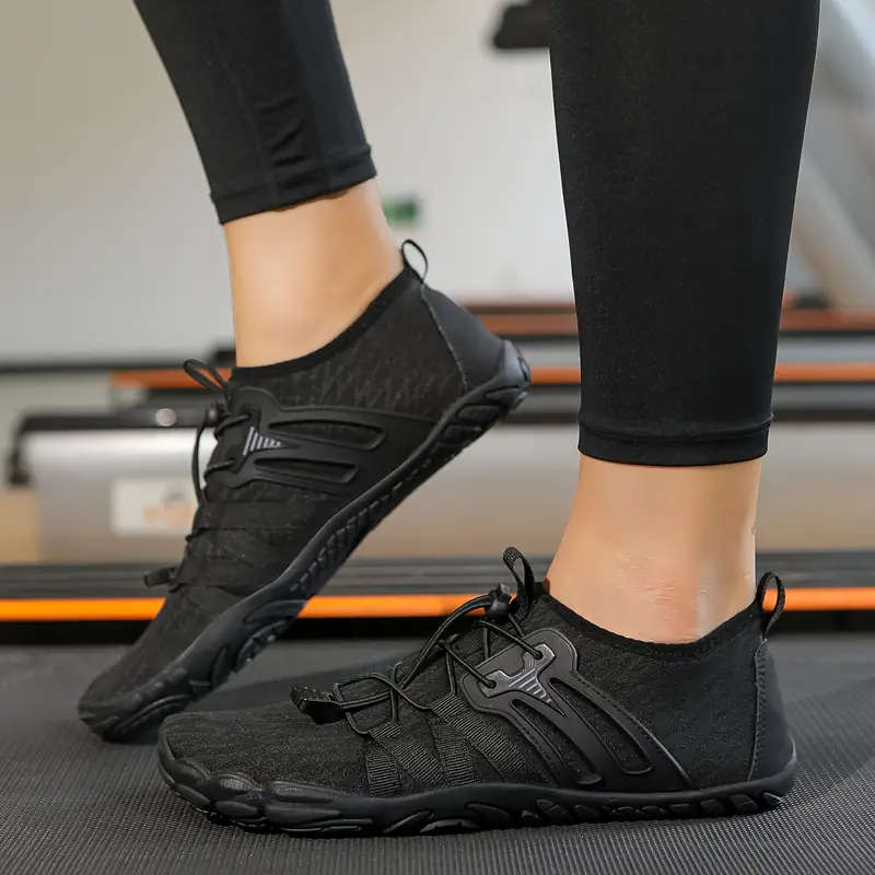 Lightweight Black Zen Aqua Barefoot Shoes with Self Lace Adjust Size 8