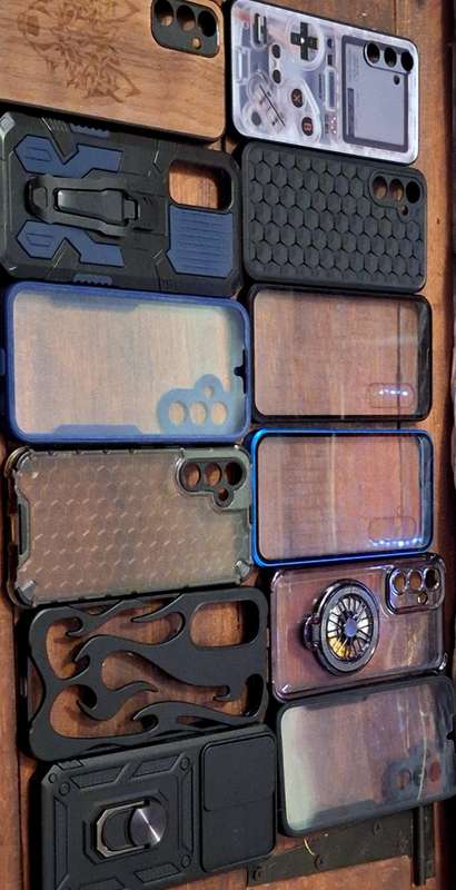Samsung A54 Mint Condition with x12 cases