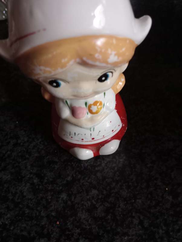 VINTAGE 12 CM GIRL ORNAMENT