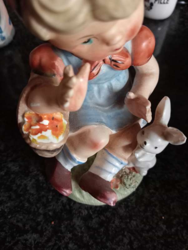 VINTAGE 14CM PORCELAIN DOLL WITH BASKET AND DOG