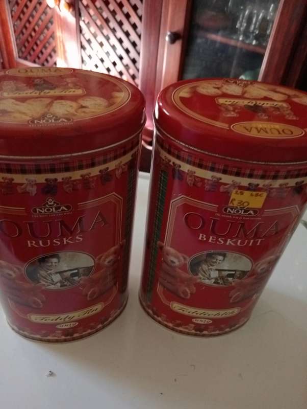 2 VINTAGE OUMA NOLA BESKUI TINS