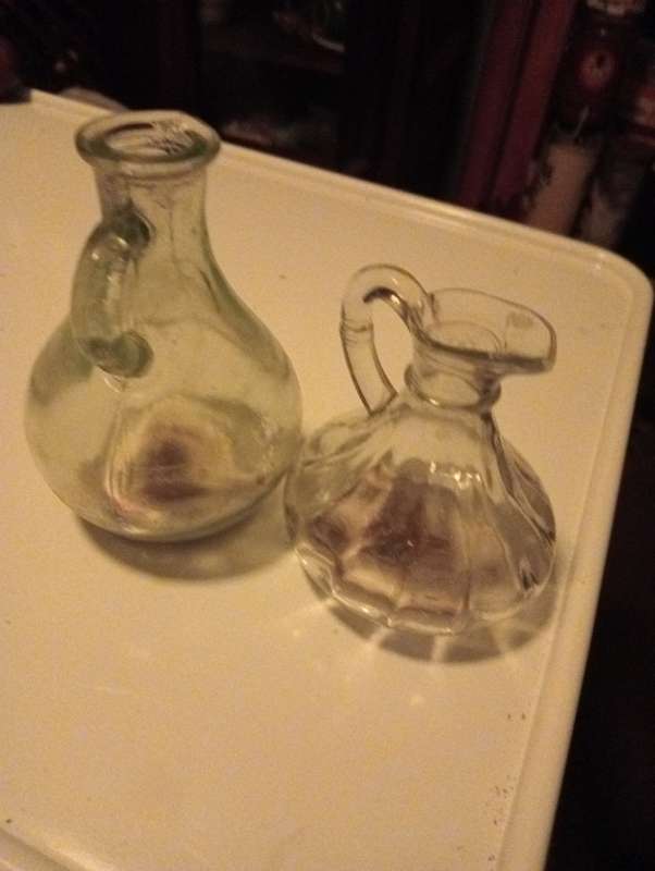 2 VINTAGE SMALL VINEGAR HOLDERS