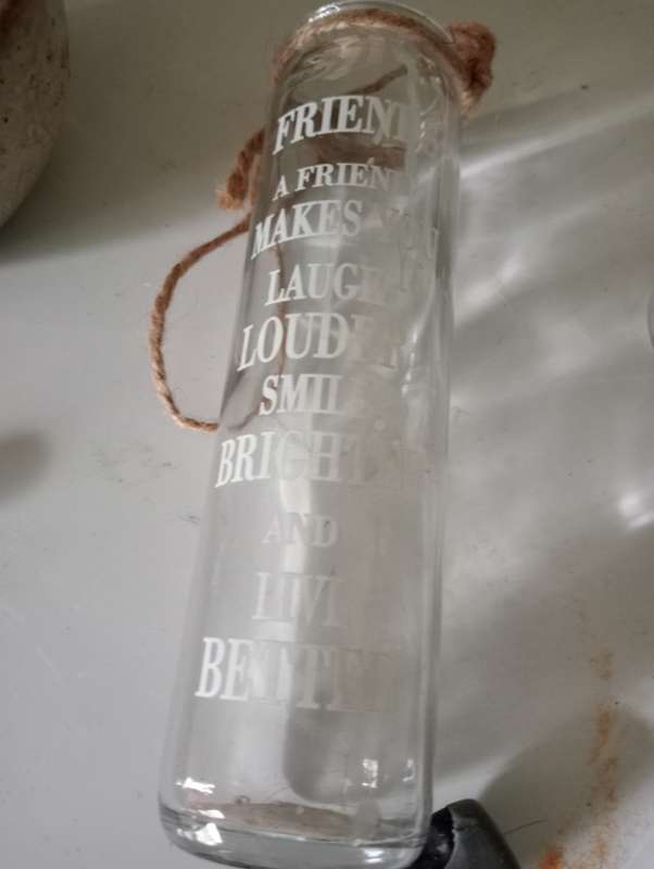 2 VINTAGE HANGING GLASSES
