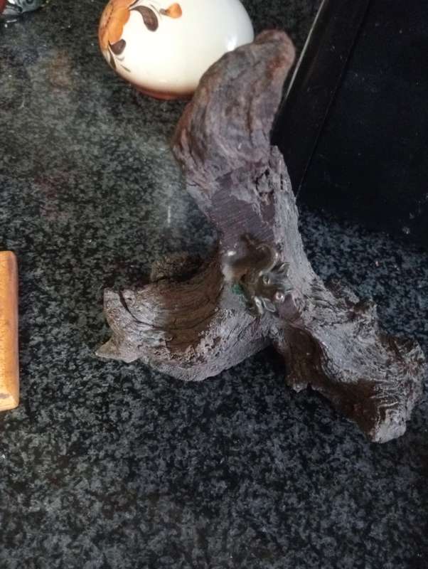 2 VINTAGE WOOD PIECES