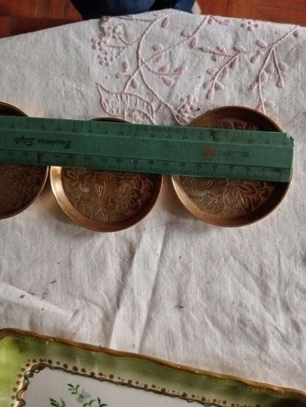 3 BRASS HOLDERS