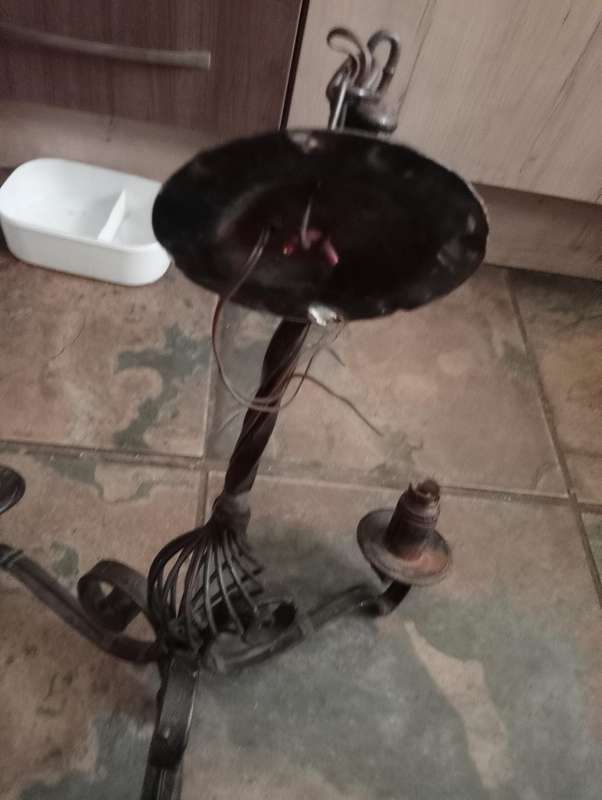 VINTAGE 3 TIER IRON CEILING LIGHT