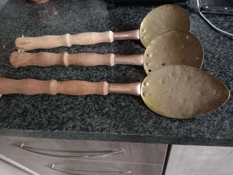3 VINTAGE HANGING COPPER BRASS UTENSILS