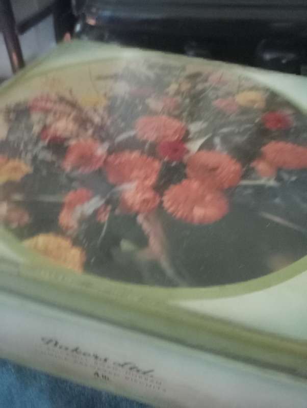 VINTAGE 4LB BAKERS TIN