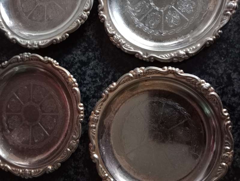 4 VINTAGE SILVERPLATED COASTERS