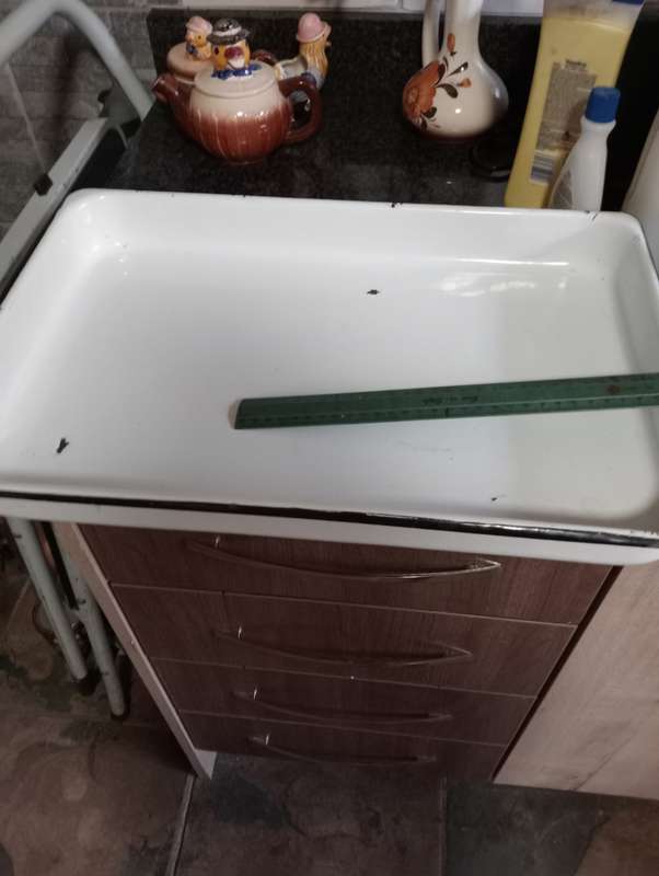 VINTAGE ENAMEL PAN