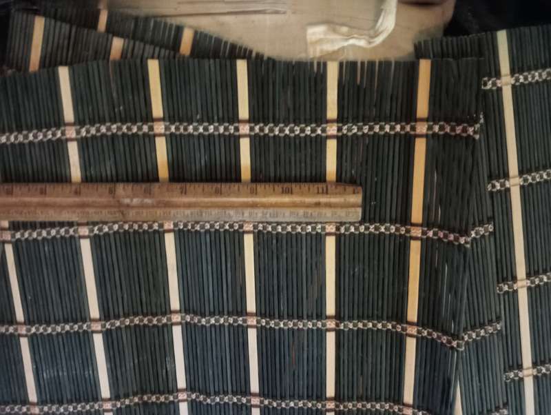 5 VINTAGE WOODN PLACE MATS